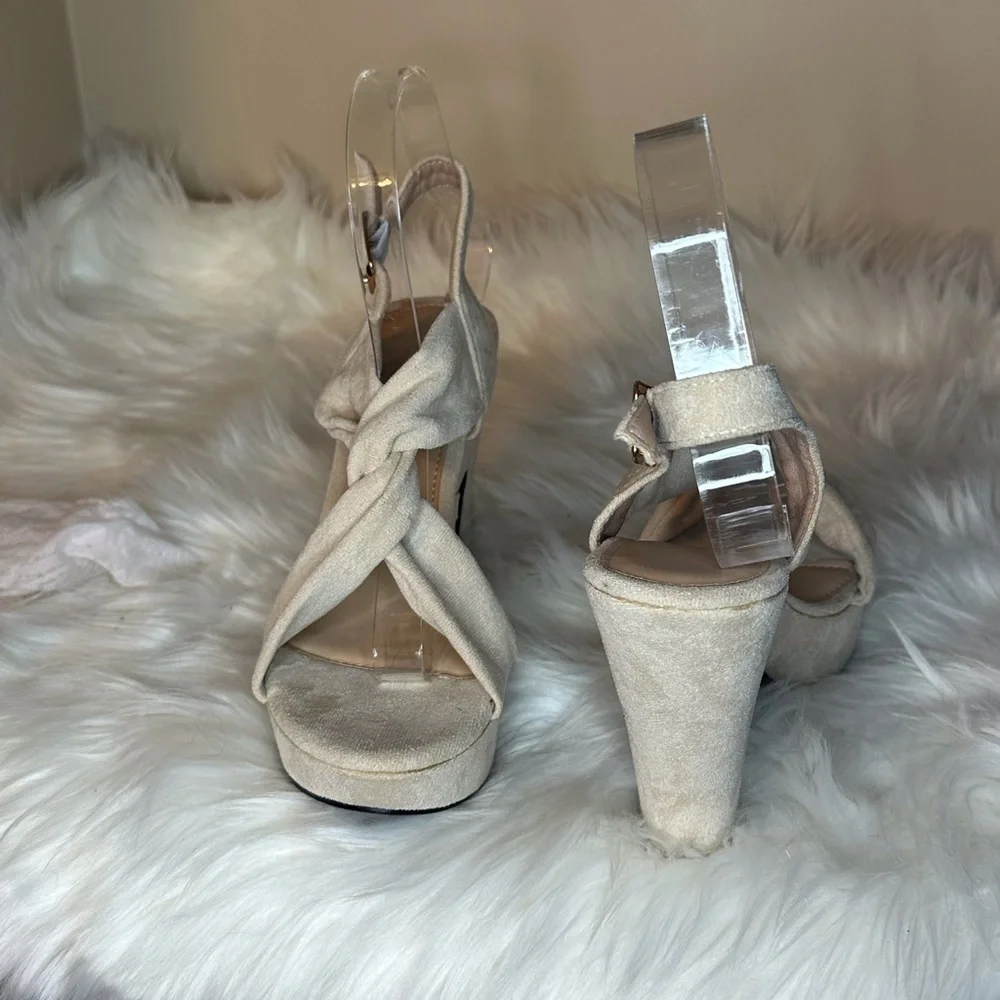 Cream Platform Shoes with Strappy Design and Open Toe